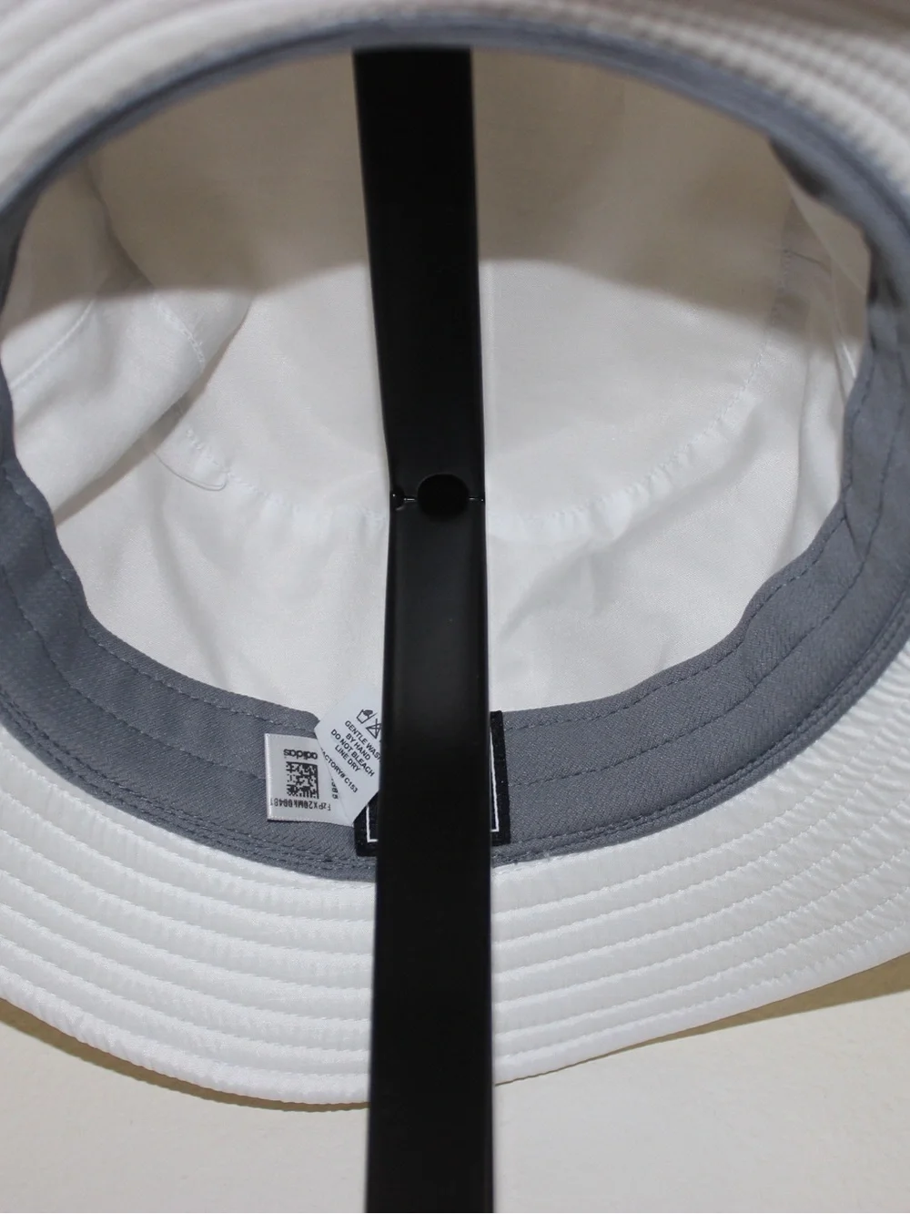 Adidas Originals White Bucket Hat | Trefoil Logo | Unisex